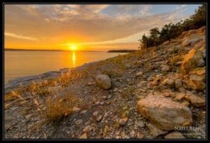 Sunset on the rocks 